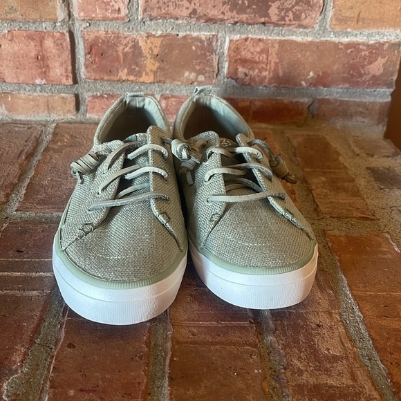 LIKE NEW Sperry Crest Vibe Linen Sneakers in Baja Green - Picture 4 of 8
